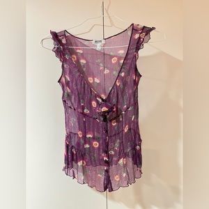 Moschino silk top size EU 42 US 8. Purple w/silver lines and floral design.